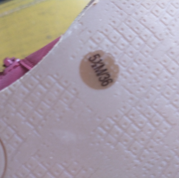 Red leather booties. Lucky brand. Size 5 1/2. - Picture 5 of 5